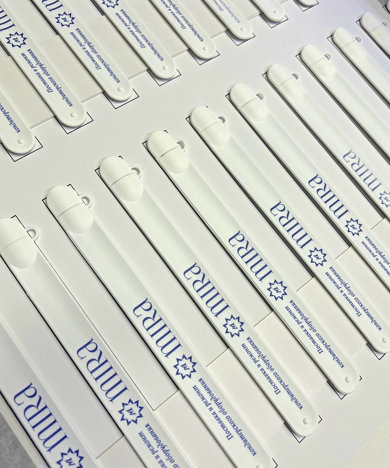 УФ-печать на пауэрбанках и флешках 1