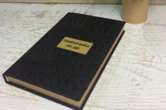 С золотым торцеванием блока 3