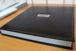 Книга из кожи 3526