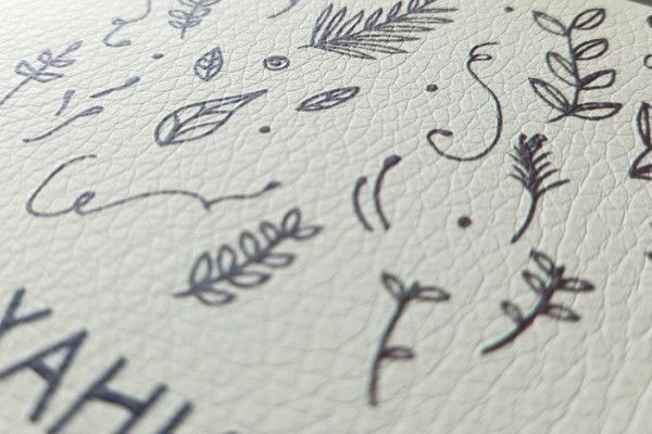 Фотокнига 25х25 из кожзама и УФ-печатью 28